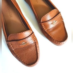 Coach :: Marley Driver brown leather loafers size 8 gold emblem